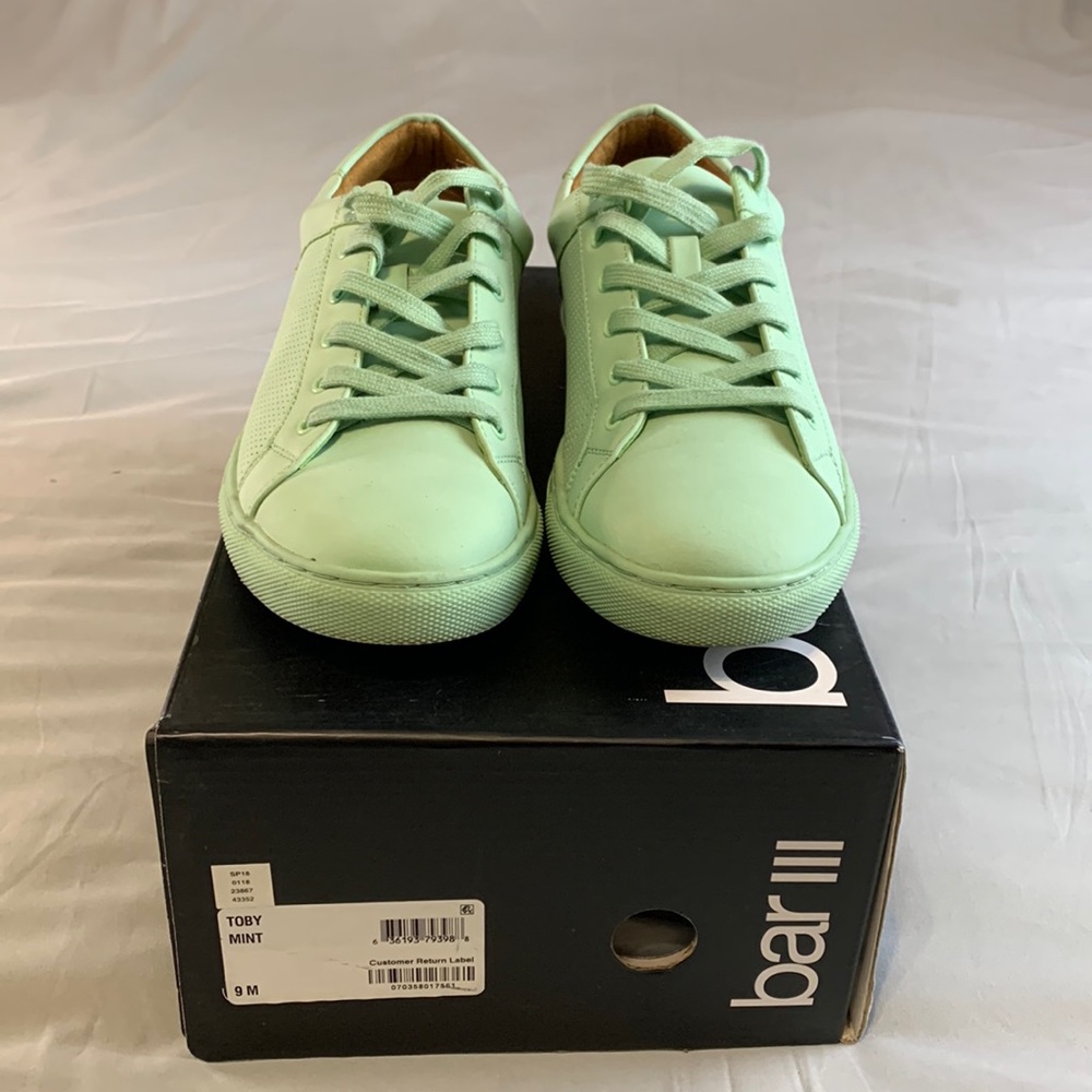Bar lll - Tony Mint Size 9M
